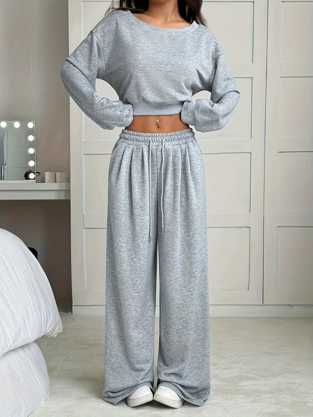 Forever 21 Petite Women's High-Waist Flowy Wide-Leg Sweatpants Solid Fall Soft